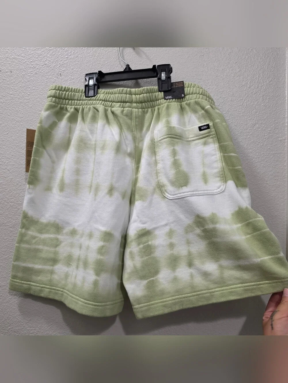 Vans Loose-Fit Draw-String Shorts / Men's Size Small